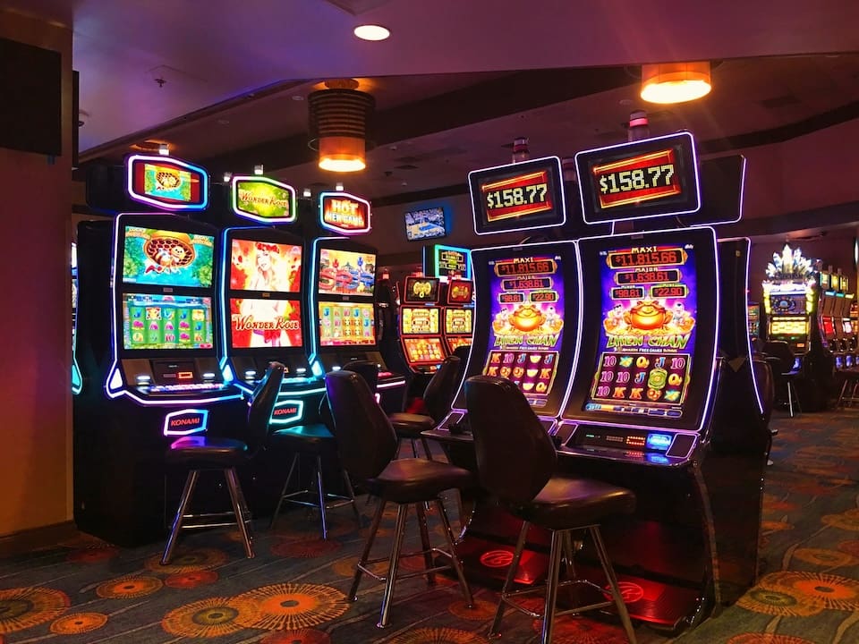 Crown slots